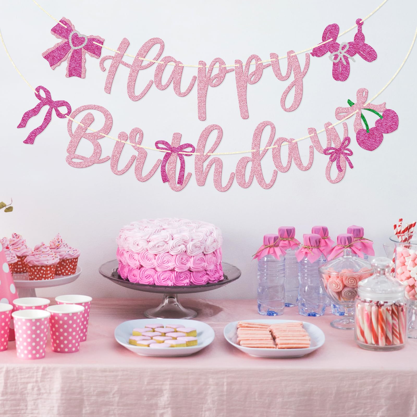 decoração de nome coquette versus aesthetic minimalista