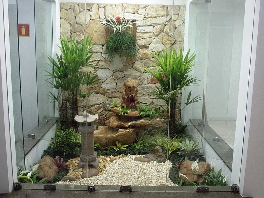 ideias criativas para decorar parede de jardim