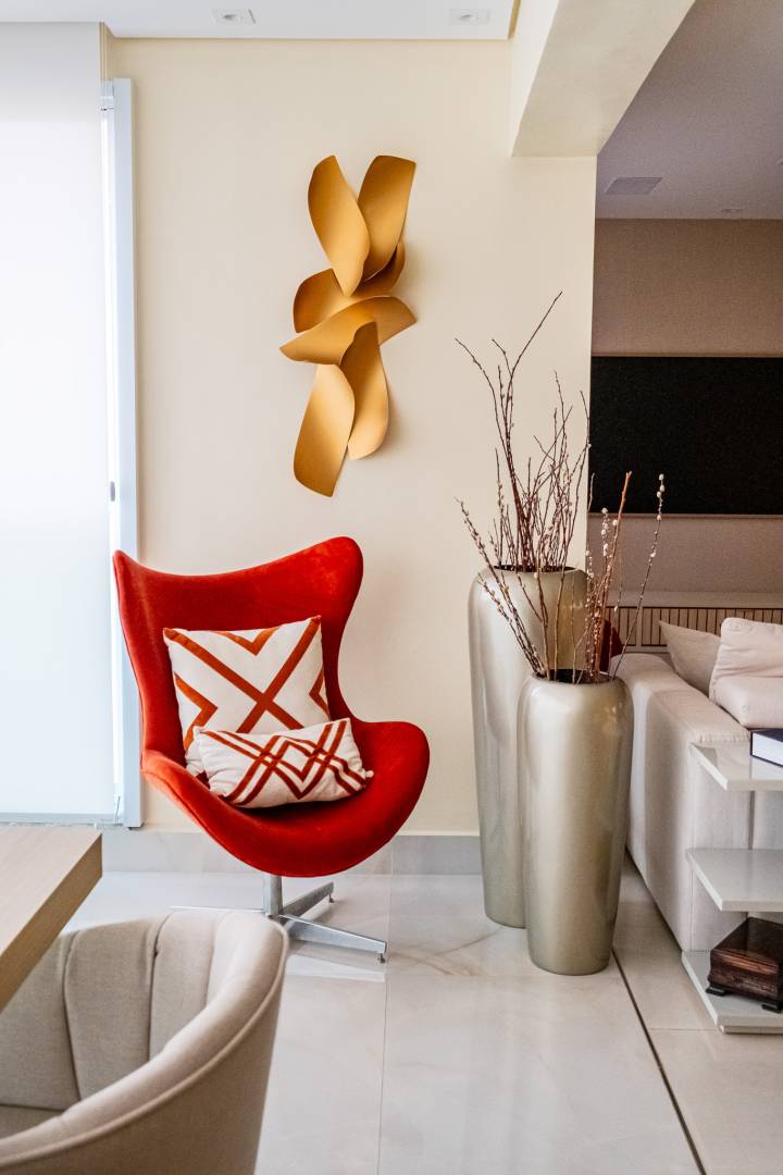 ideias de decoração com poltronas coloridas