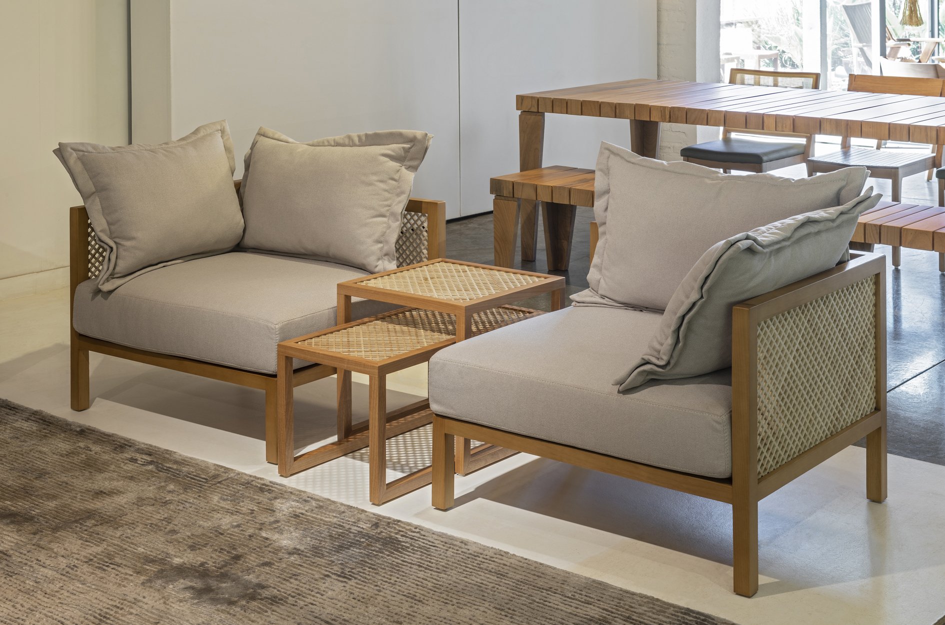 ideias de decoração com poltronas coloridas