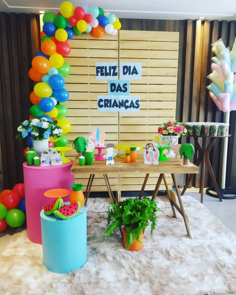 decoração dia das crianças pronta versus faça você mesmo