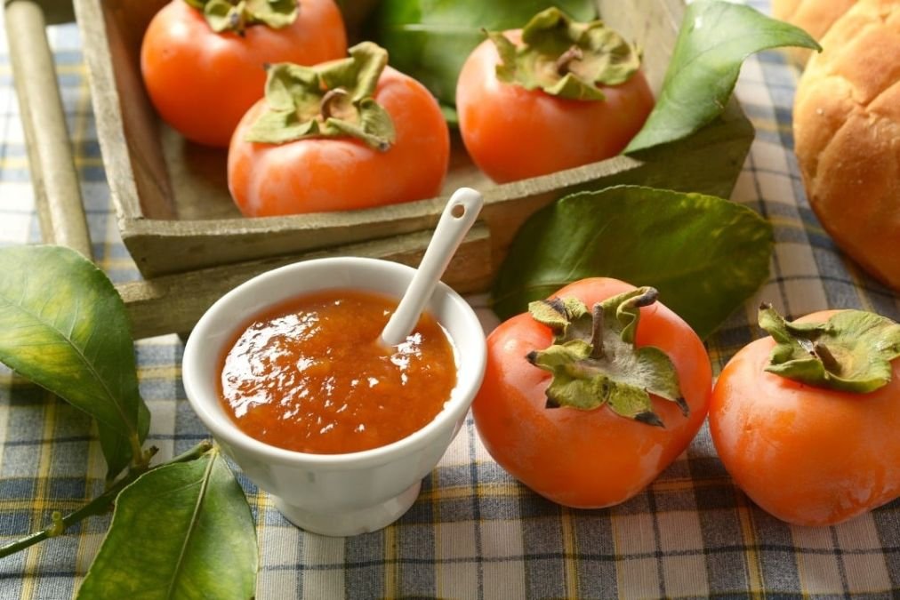 Guia Completo: Como Escolher e Armazenar Caquis Perfeitos