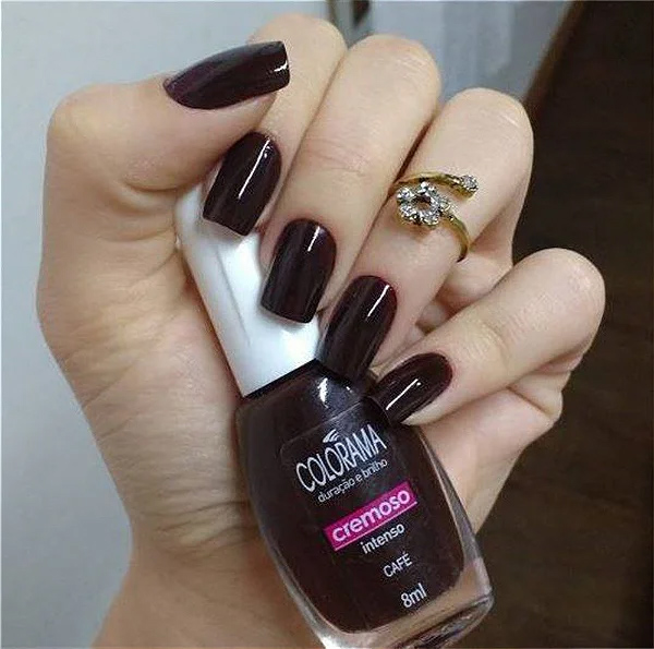 Guia completo de esmaltes da Risqué: cores e acabamentos