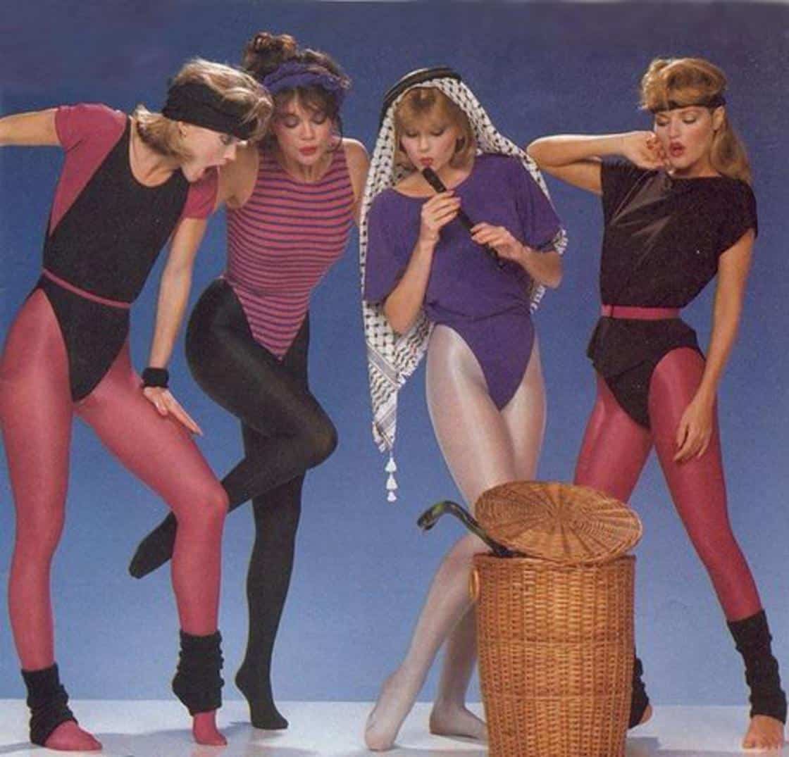 acessórios cabelo maquiagem festa anos 80