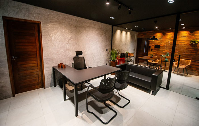 5 ideias de títulos:
1. Horta Corporativa: Transforme seu Escritório em um Oásis Verde
2. Benefícios Incríveis de Ter uma Horta no Ambiente de Trabalho
3. Guia Passo a Passo: Como Criar uma Horta no Escritório
4. As Melhores Plantas para Escritórios: Foco