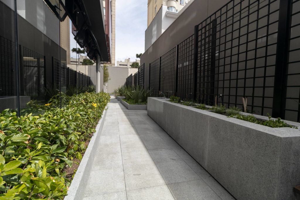 Como montar um sistema de irrigação eficiente para sua horta em laje