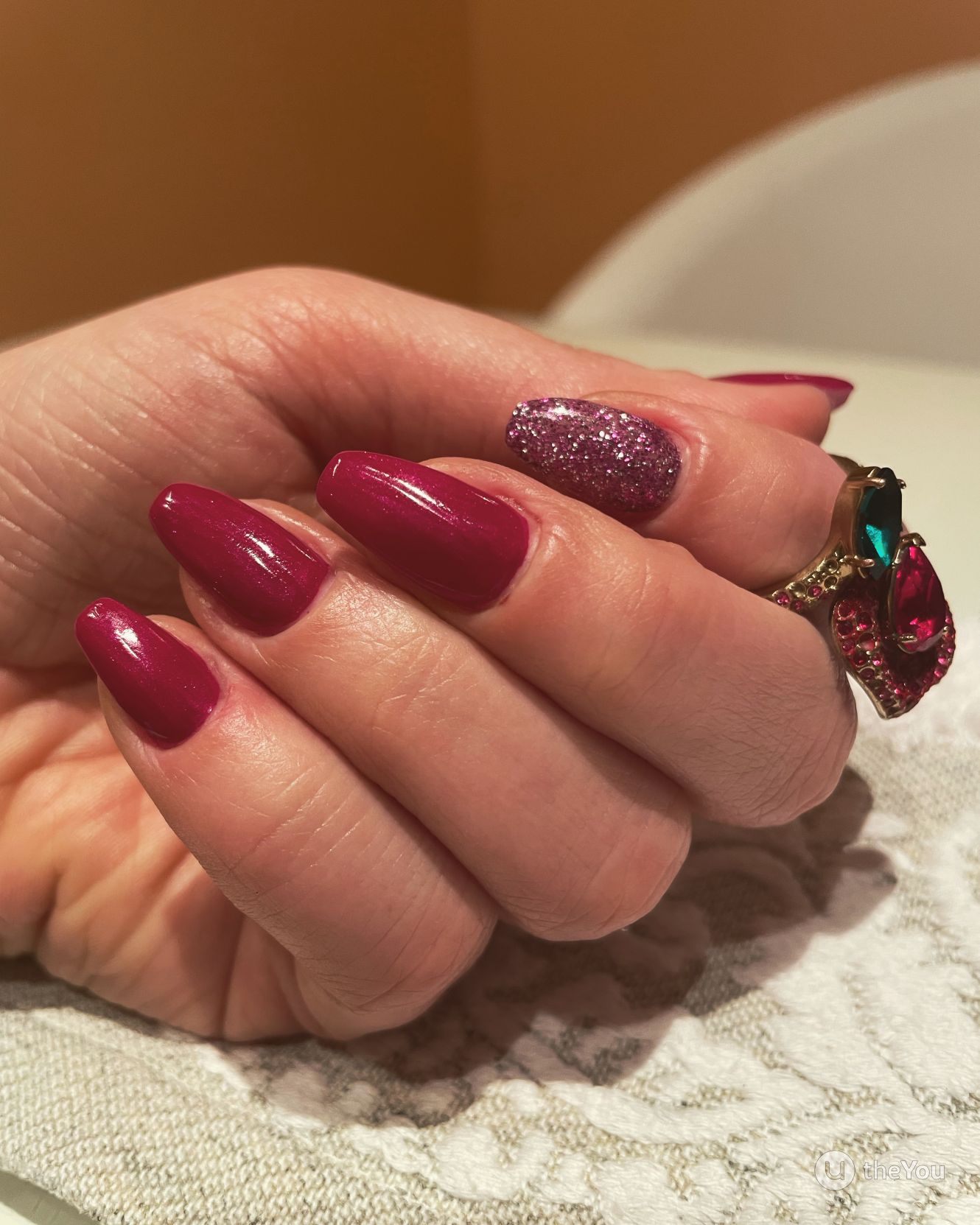 unha amendoada versus unha quadrada qual escolher