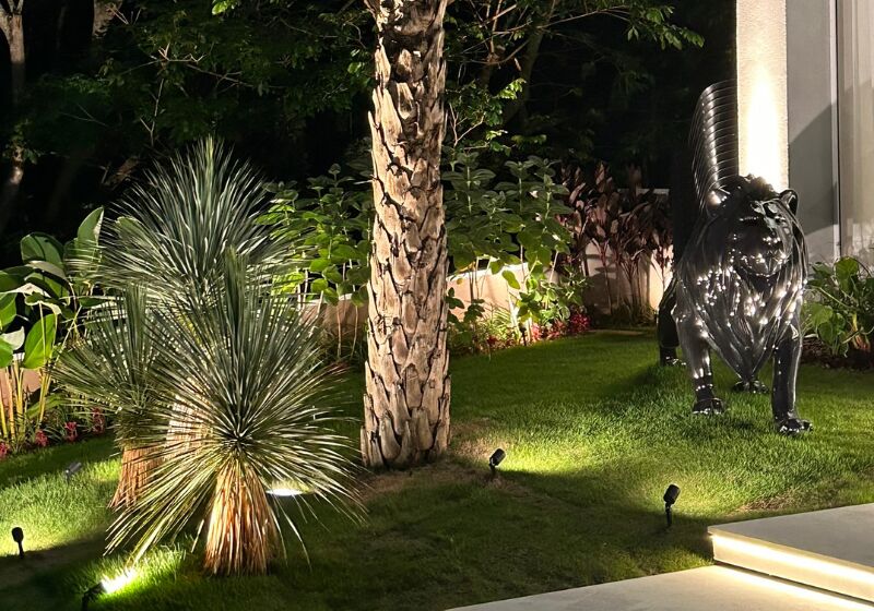 Guia completo de balizadores e postes para jardins