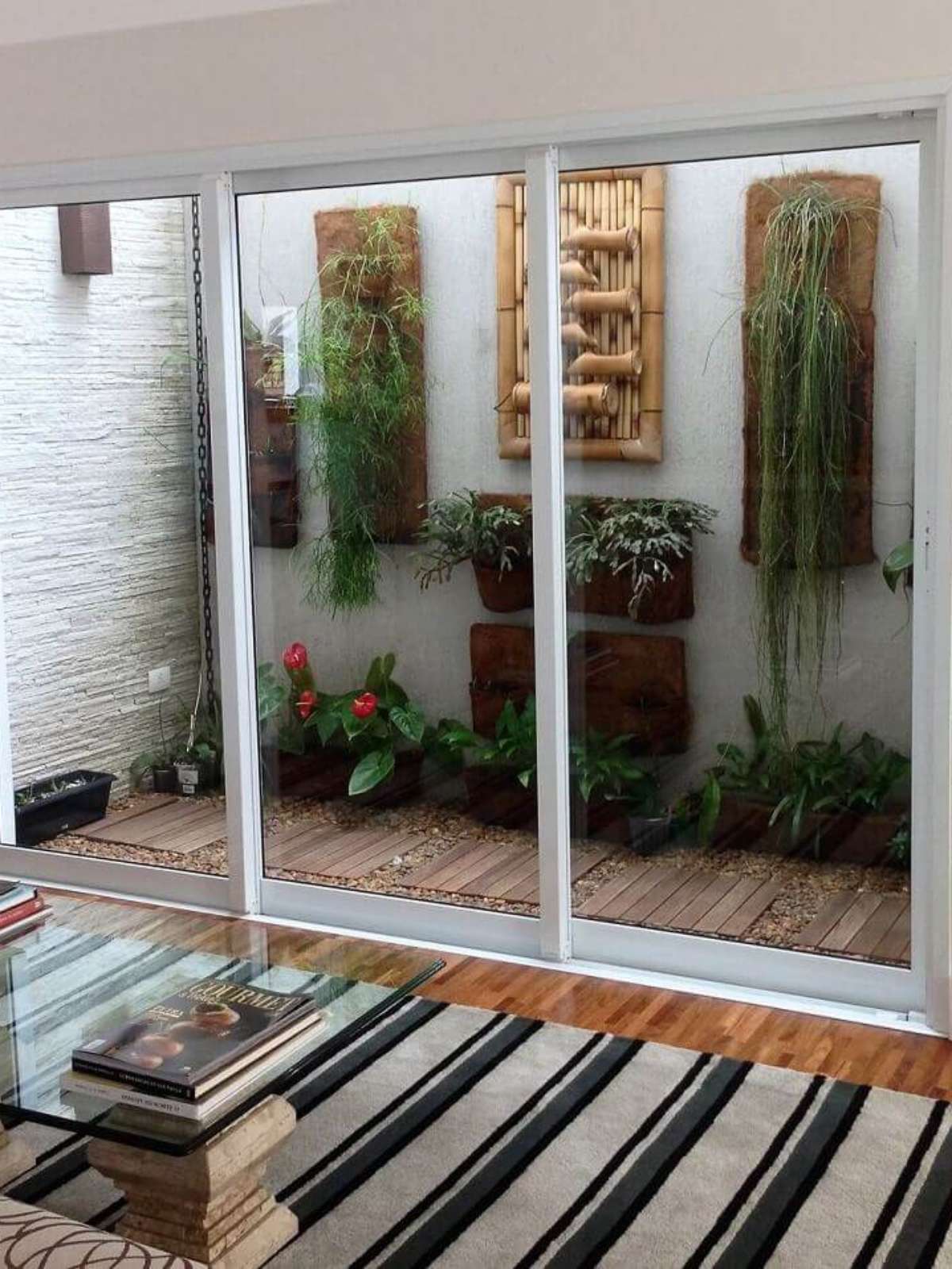 10 ideias criativas para decorar seu jardim pequeno