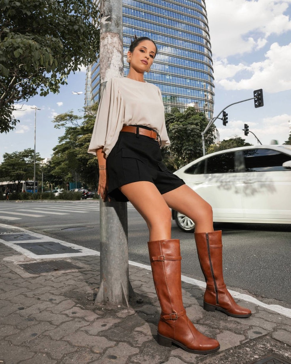 looks com bota marrom cano alto para inverno