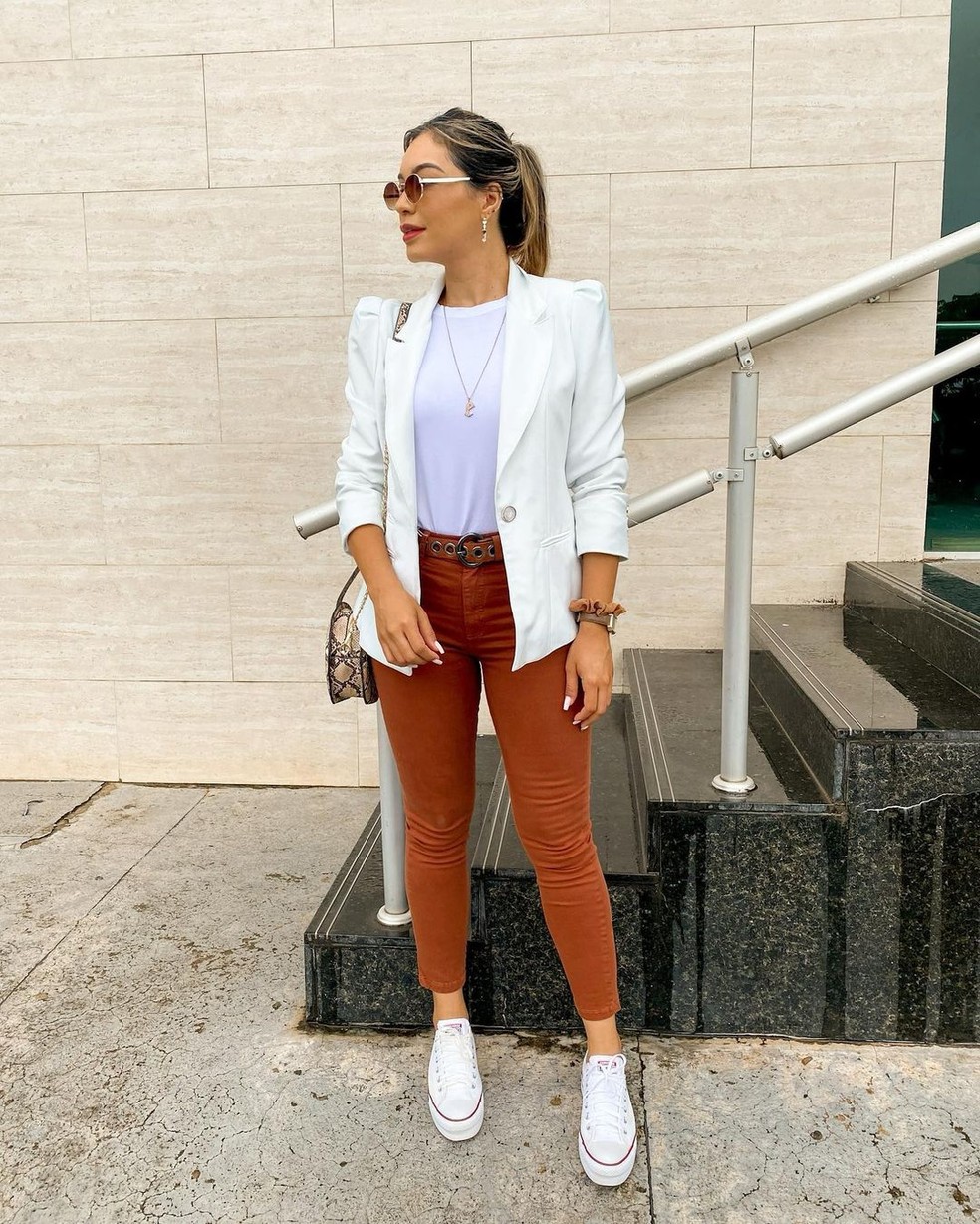 como não errar look all star marrom