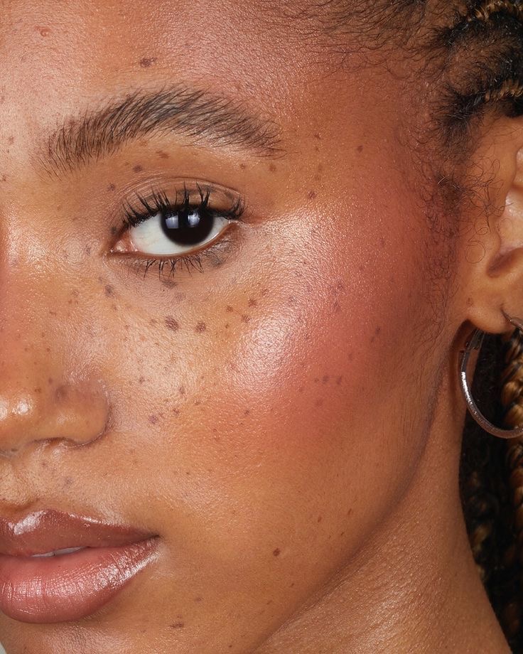 blush cremoso ou em pó qual o melhor para pele oleosa