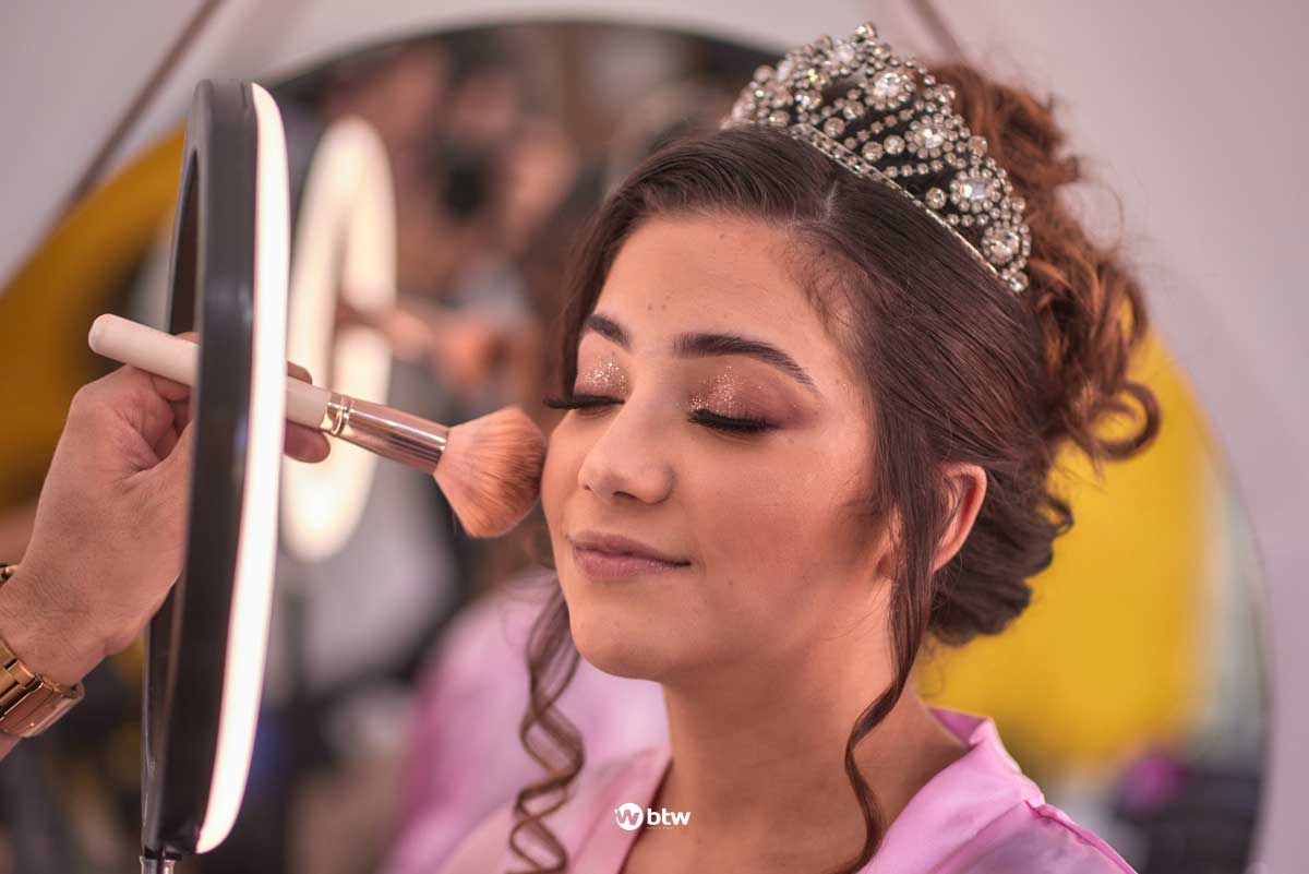 melhores ideias maquiagem debutante azul 2024