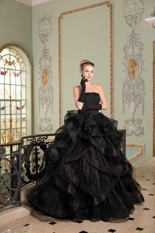 erros comuns maquiagem azul debutante evitar