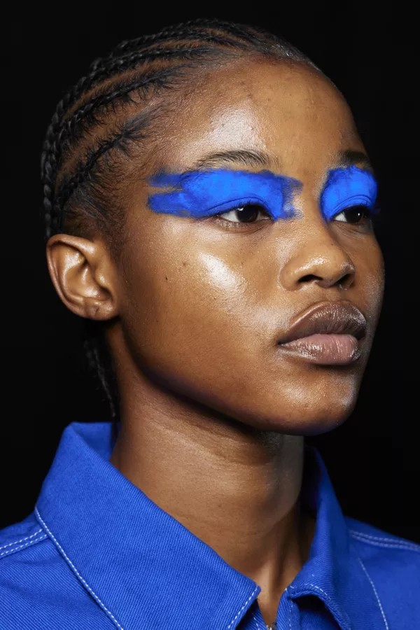 melhores maquiagens para desfile 2025