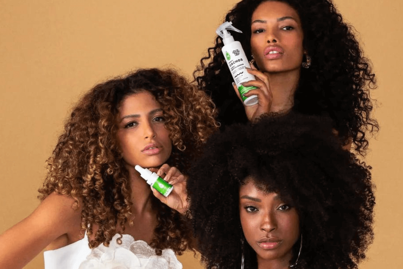 mascara para hidratar cabelo cacheado