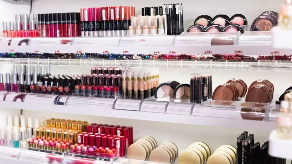 ideias de mini loja de maquiagem instagramável