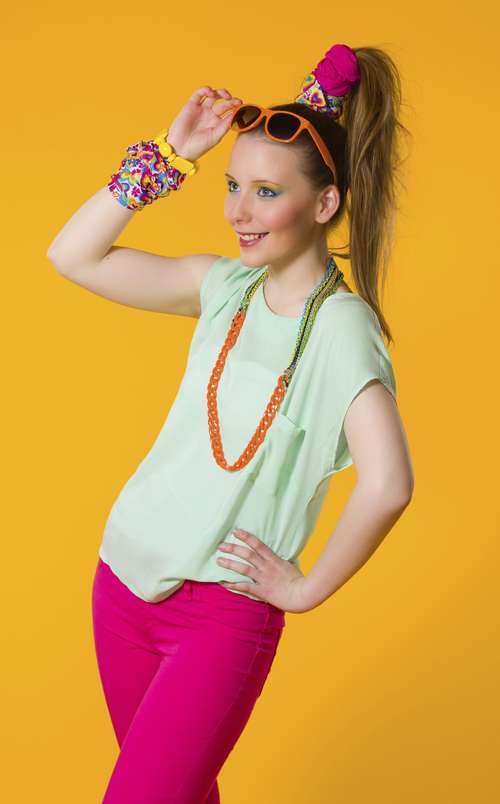 como usar ombreiras anos 80 no dia a dia