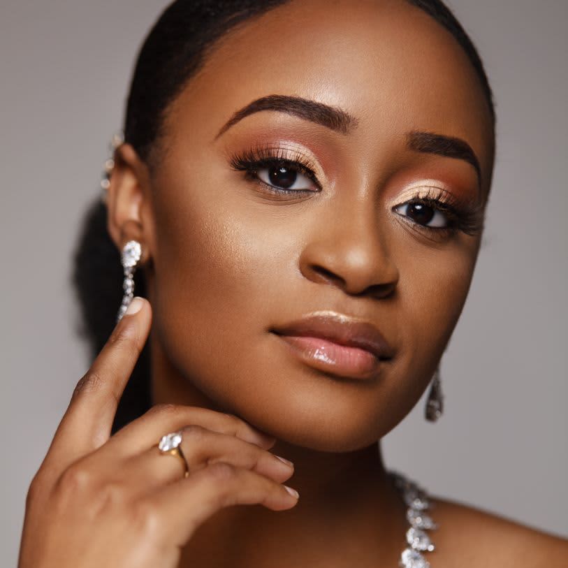 noite maquiagem simples para casamento.