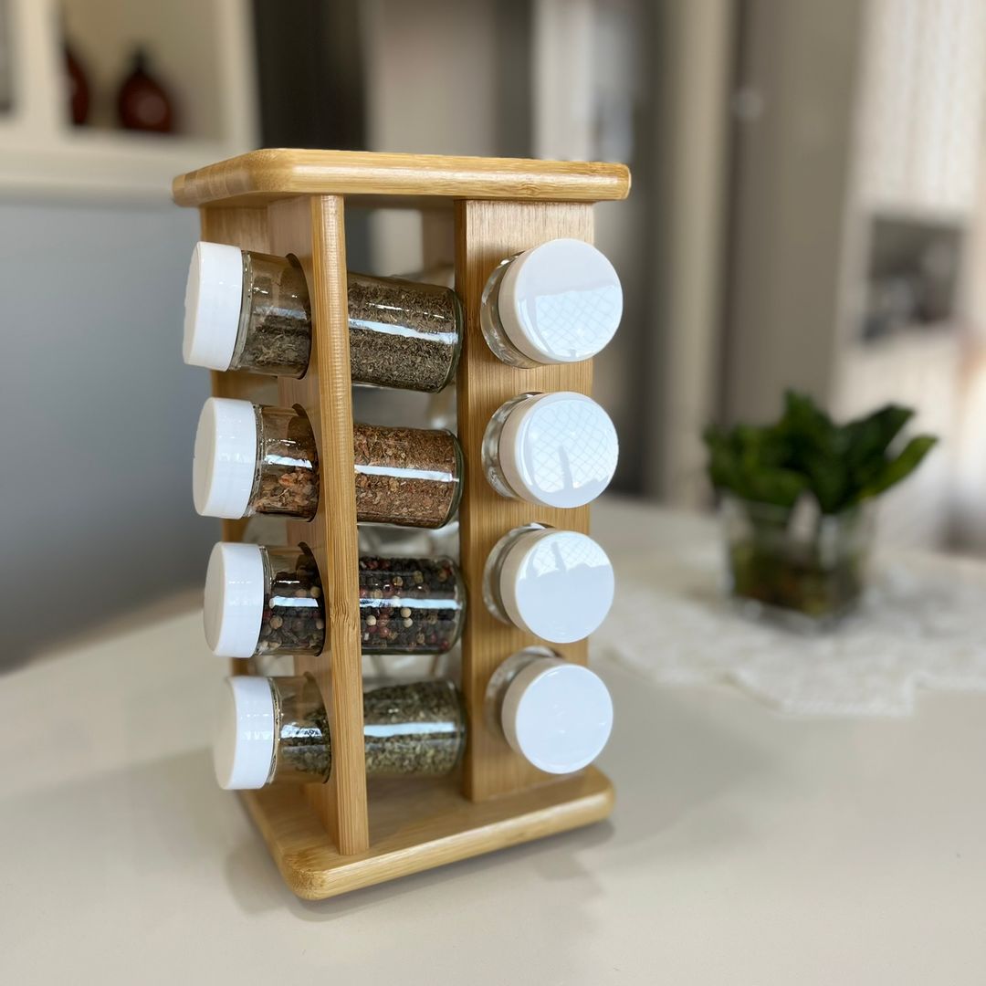 5 tipos de organizadores de temperos para cada espaço da cozinha