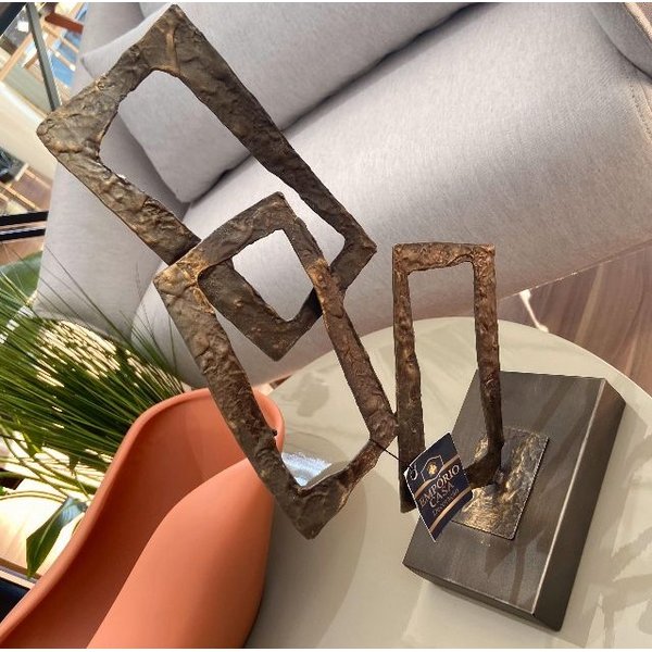 bronze versus latão qual o melhor para sua decoração