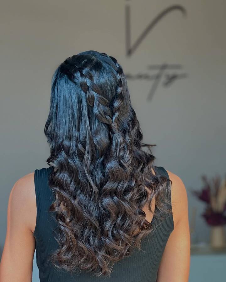 penteados de 15 anos mais bonitos para debutantes