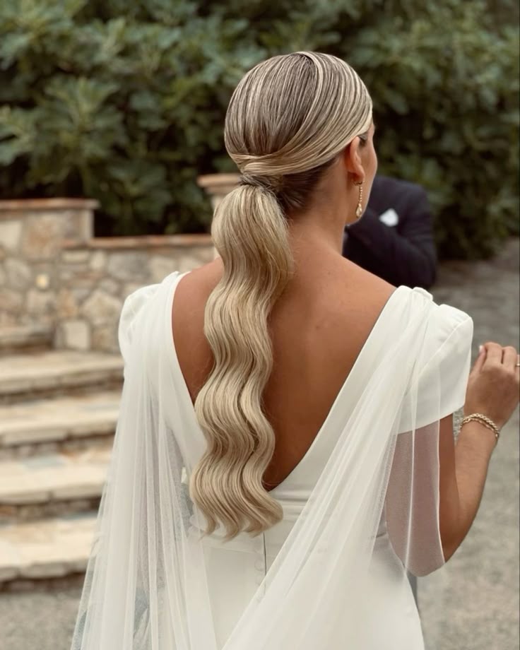 penteados para cabelo liso madrinha de casamento