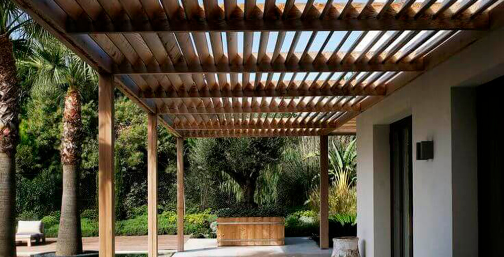 como escolher a madeira ideal para seu pergolado