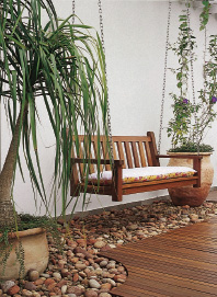 Como escolher o balanço perfeito para seu jardim de inverno