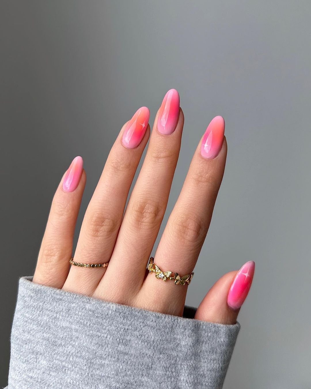 qual a melhor cor de esmalte para usar na praia