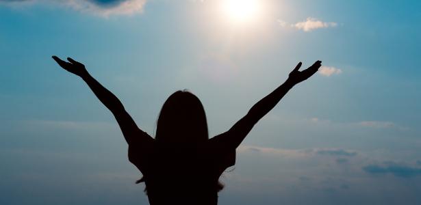 1. Vitamina D: Os Perigos da Deficiência e Como Evitá-la
2. Alimentação e Vitamina D: Fontes Naturais e Suplementação
3. Vitamina D e Imunidade: A Conexão Essencial para a Saúde
4. Tomando Sol com Segurança: Guia Completo para Produzir Vitamina D
5. Vitamina D na Gravidez: Importância e Recomendações