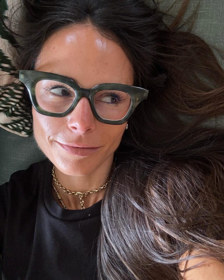 qual o óculos de grau que está na moda