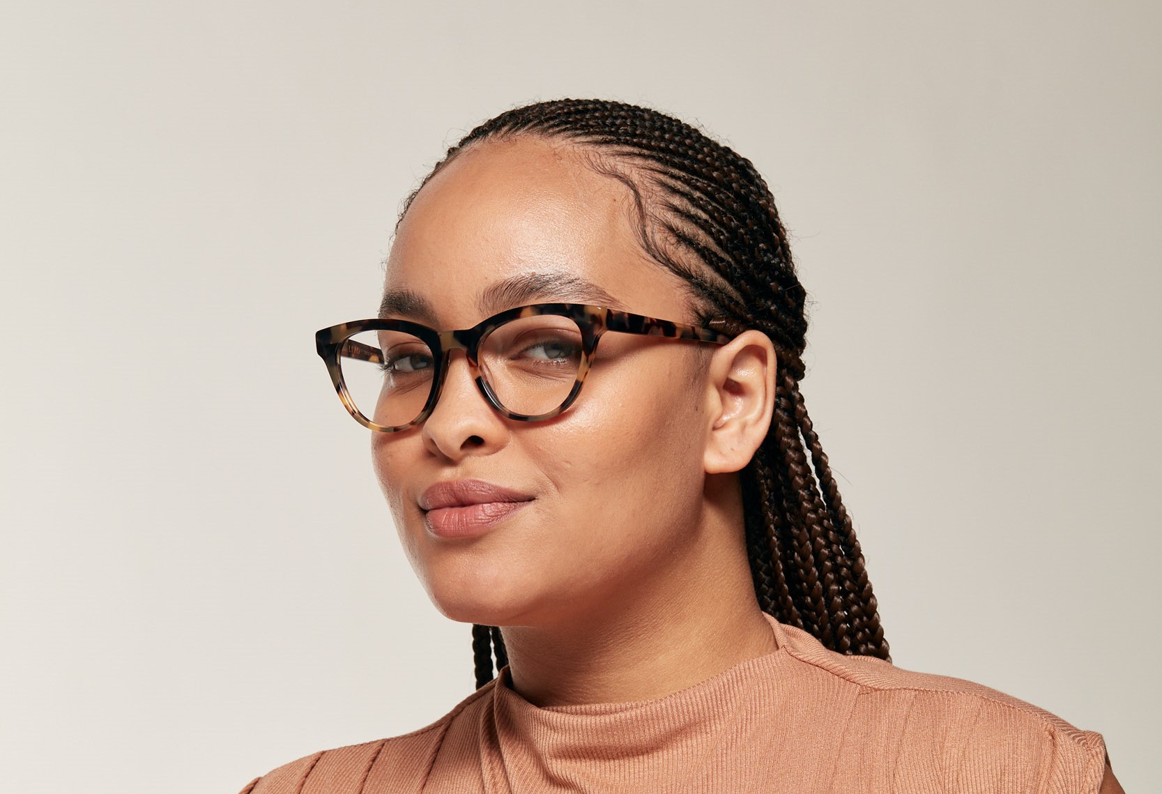 qual o óculos de grau que está na moda