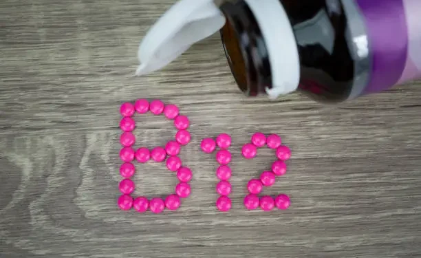 Como o Álcool Afeta a Eficácia da Sua Suplementação de B12