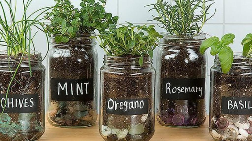 DIY: Crie Organizadores de Escritório Incríveis com Potes Usados