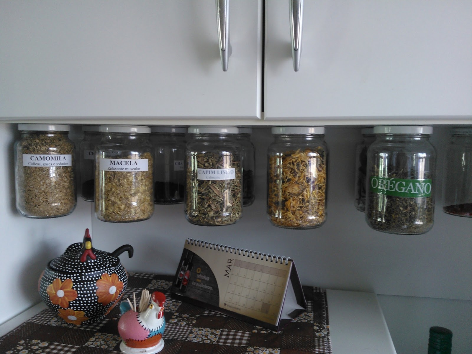 Guia Completo: Como Pintar e Etiquetar Potes de Temperos