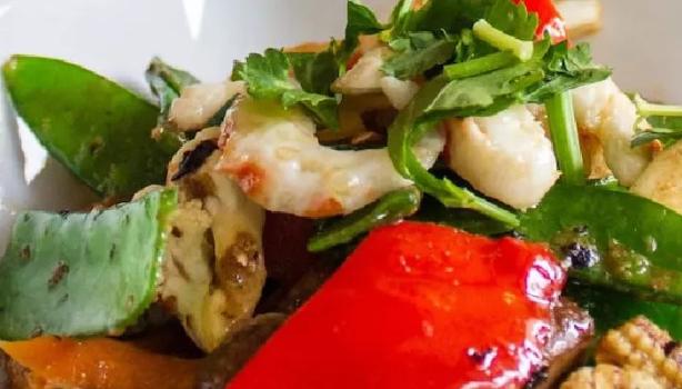 5 ideias de títulos:
1. Pular o Jantar: Um Mito para o Emagrecimento Saudável
2. Estratégias Eficazes para um Jantar Leve e Nutritivo
3. Como a Organização da Alimentação Impacta a Perda de Peso
4. Os Riscos de Pular Refeições para o Seu Metabolismo
5. Substituições Inteligentes para o Jantar: Opções Leves e Saborosas