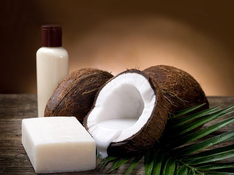 Sabão de coco para limpeza de superfícies delicadas