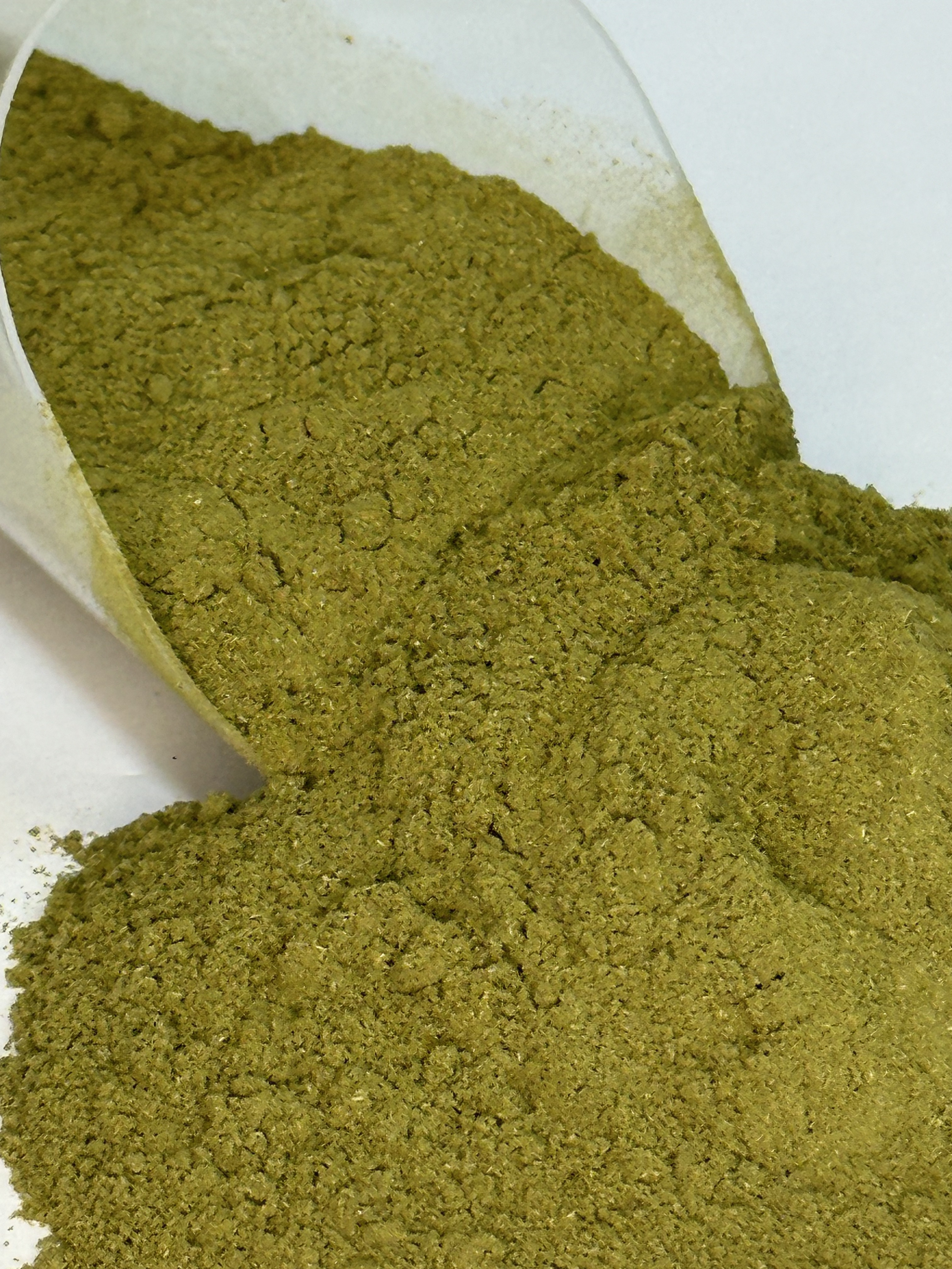 Como ativar o sabor das suas ervas secas: dicas de chef