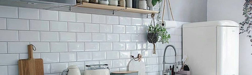 Tendência de cozinhas sem armários superiores