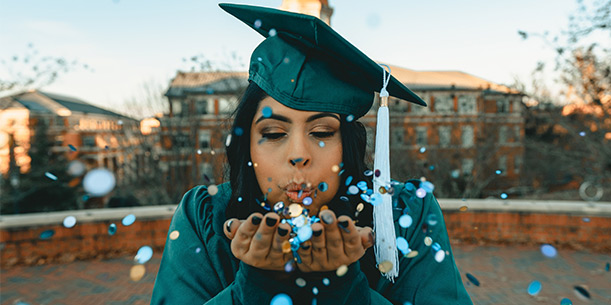 decoração formatura terceirão simples versus luxuosa