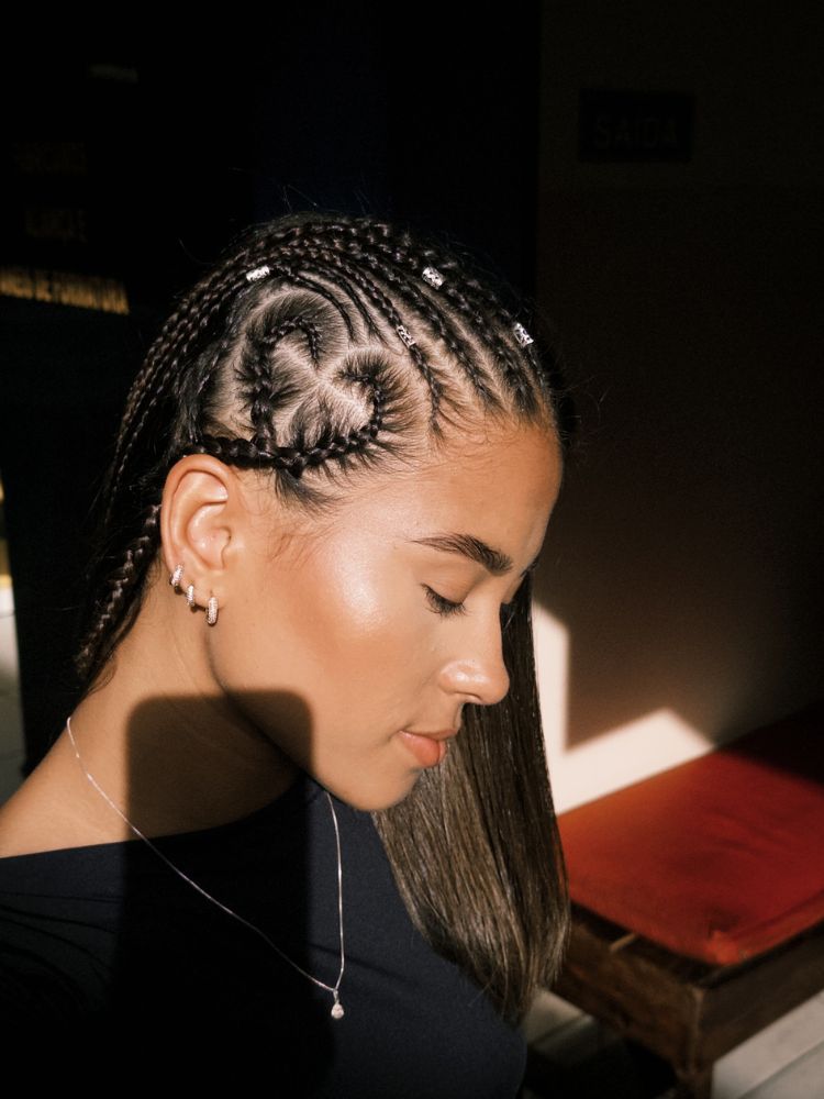 trança lateral vs box braids rosto redondo