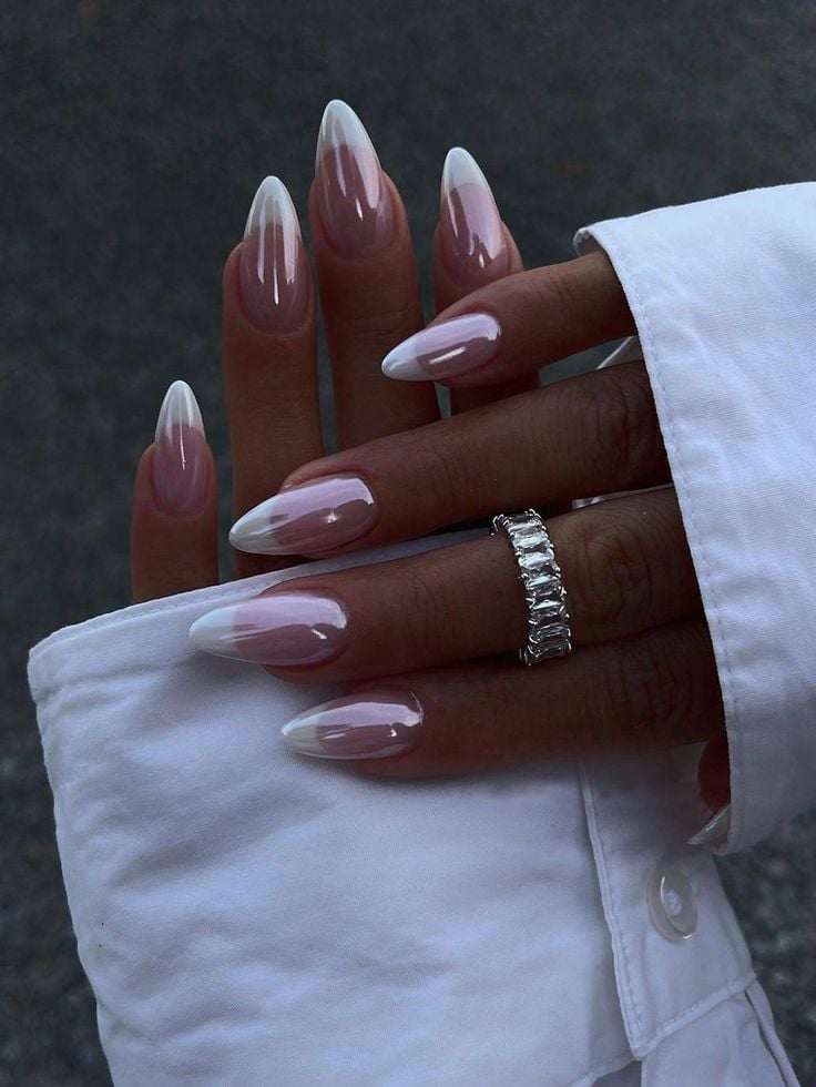 melhores ideias unhas brancas cintilantes 2024