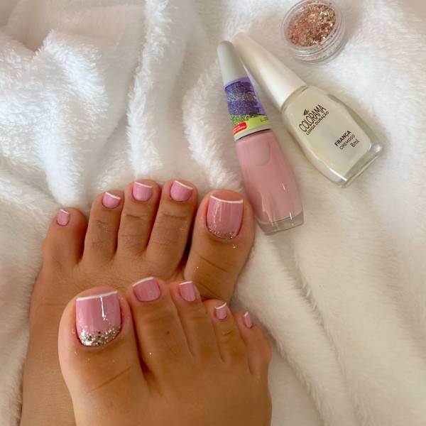 unhas decoradas pe dedao com pedrarias passo a passo