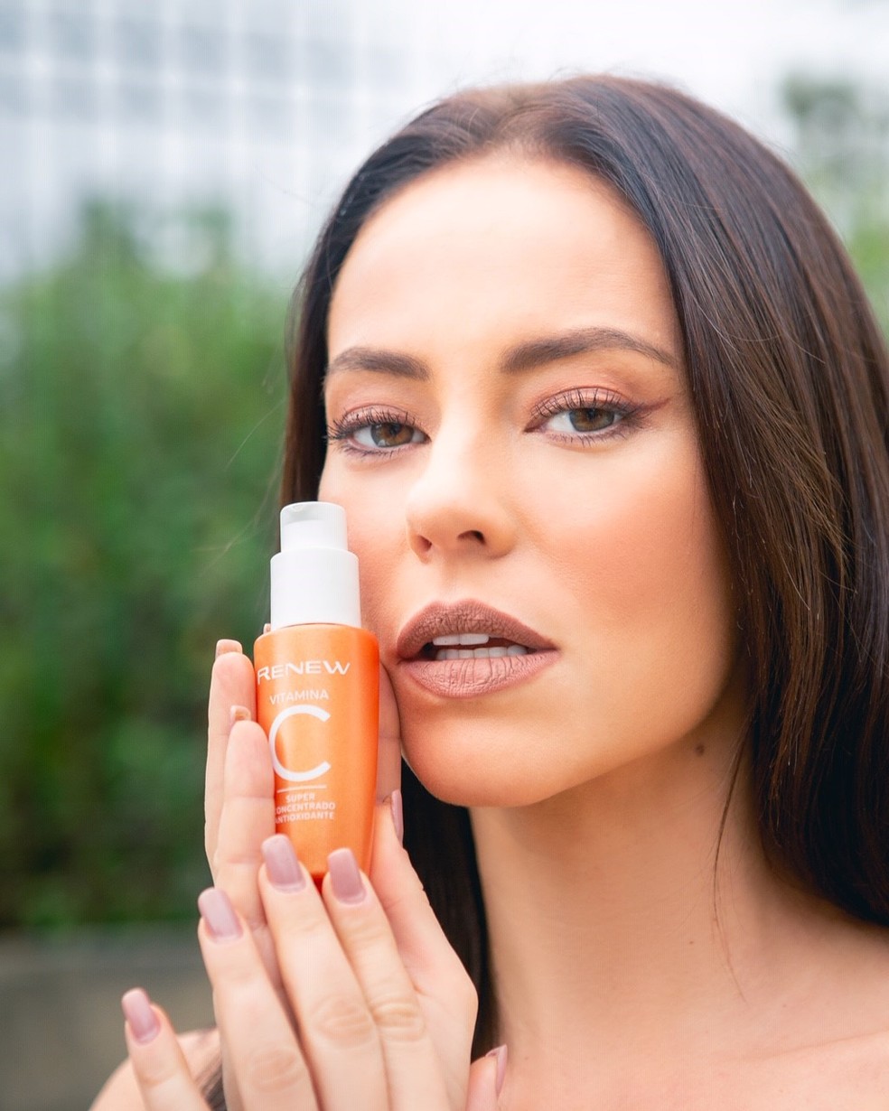 como usar vitamina c no rosto